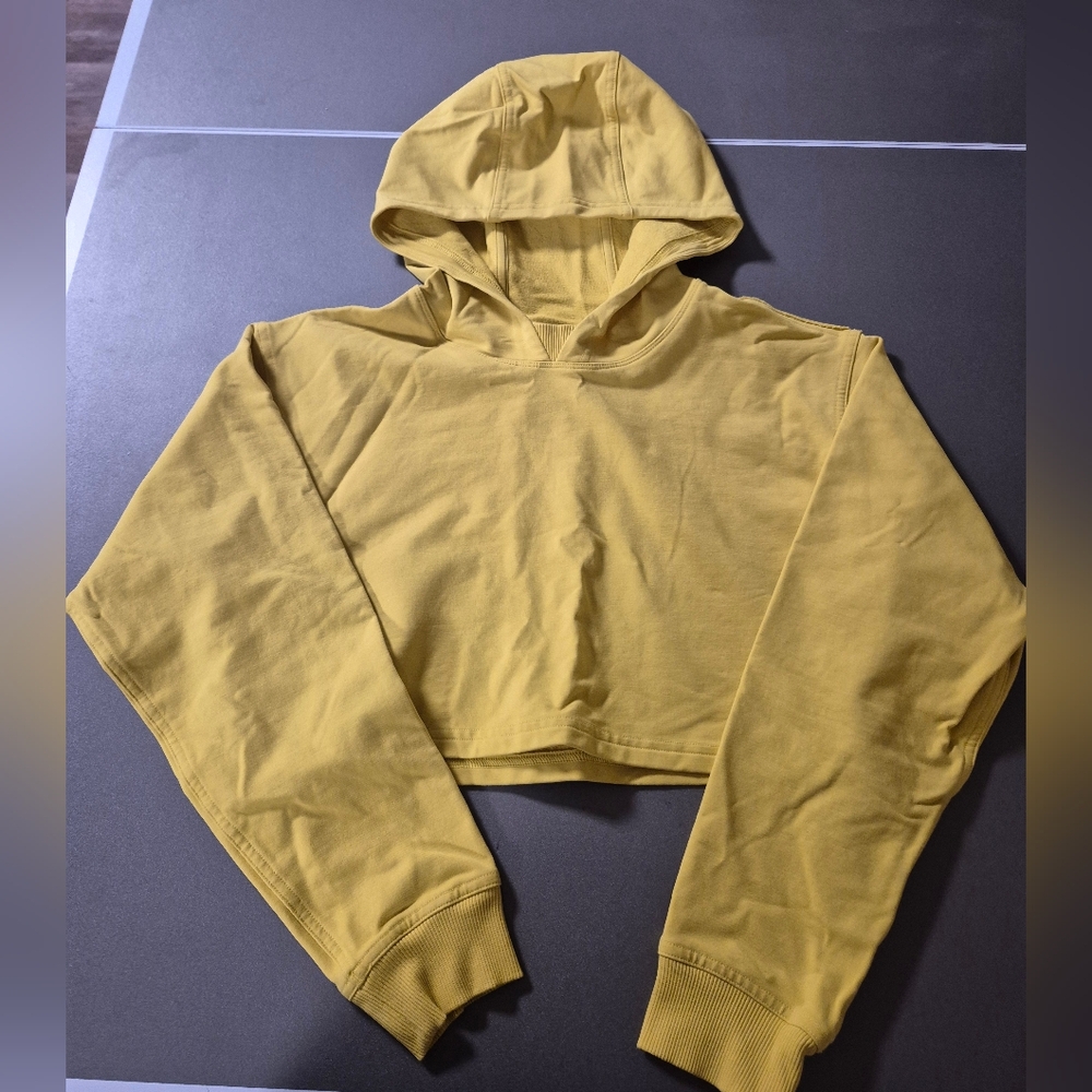 Lululemon Cropped Soleil Hoodie
